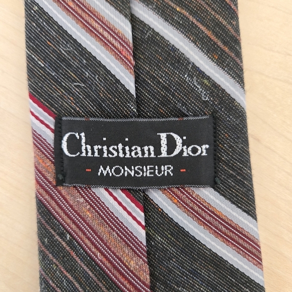 🇫🇷Dior Elegant Black and Red Striped Tie - Picture 5 of 6